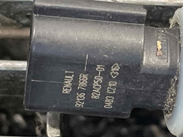 bontott RENAULT ARKANA I Jeladó (Magában)