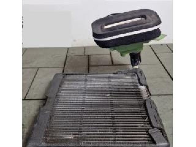 bontott RENAULT ARKANA I Klímahűtő Radiátor