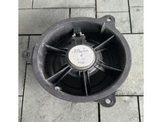 bontott RENAULT ARKANA I Bal hátsó Hangszóró