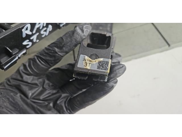 bontott RENAULT ARKANA I Bal hátsó Külső Kilincs