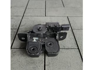 bontott RENAULT ARKANA I Csomagtérajtó Zárszerkezet