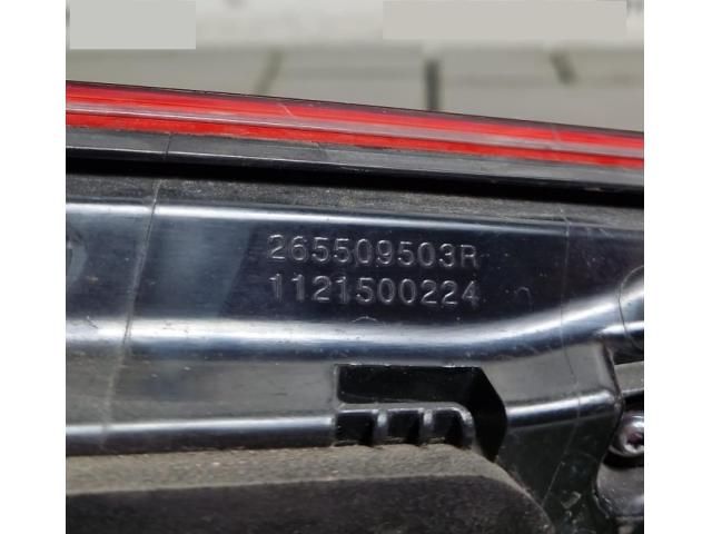 bontott RENAULT ARKANA I Jobb Belső Hátsó Lámpa