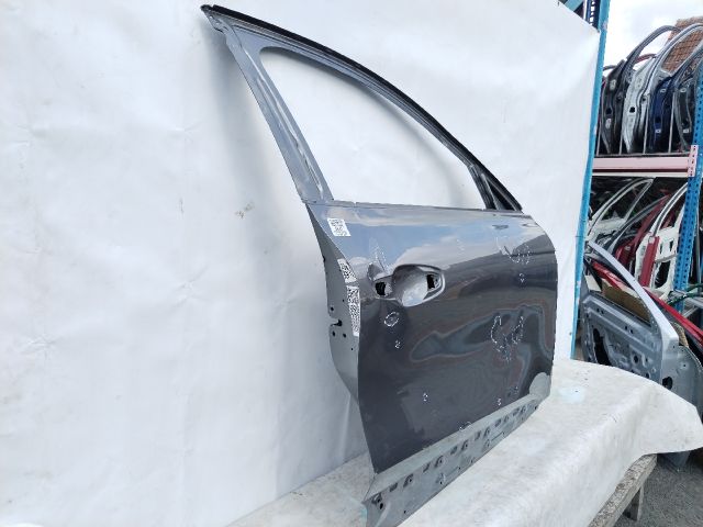 bontott RENAULT ARKANA I Jobb első Ajtó (Üres lemez)