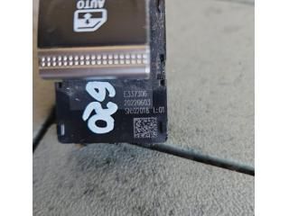 bontott RENAULT ARKANA I Jobb hátsó Ablakemelő Kapcsoló