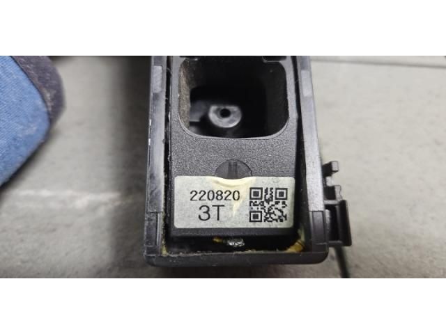 bontott RENAULT ARKANA I Jobb hátsó Külső Kilincs