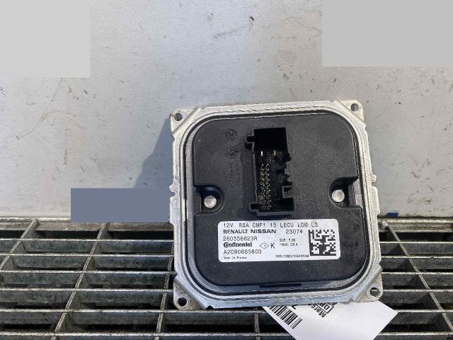 bontott RENAULT ARKANA I Xenon Trafó