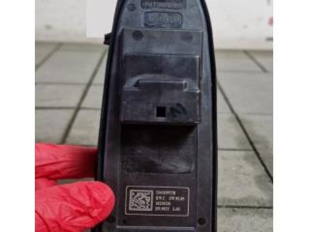 bontott RENAULT AUSTRAL Ablakemelő Kapcsoló Négyes / Kettes