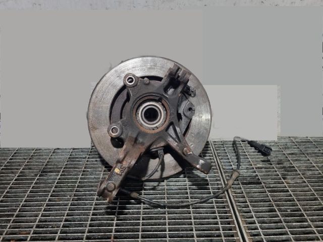 bontott RENAULT CAPTUR Bal első Csonkállvány