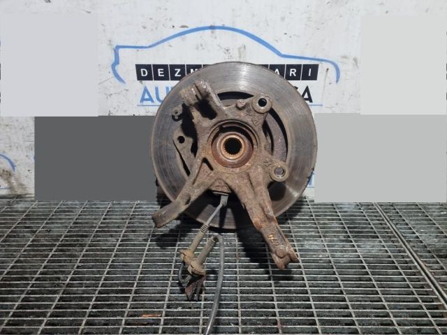 bontott RENAULT CAPTUR Jobb első Csonkállvány