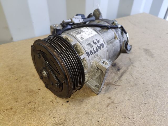 bontott RENAULT CAPTUR Klímakompresszor