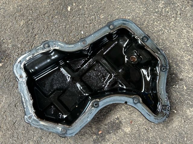 bontott RENAULT CAPTUR Olajteknő