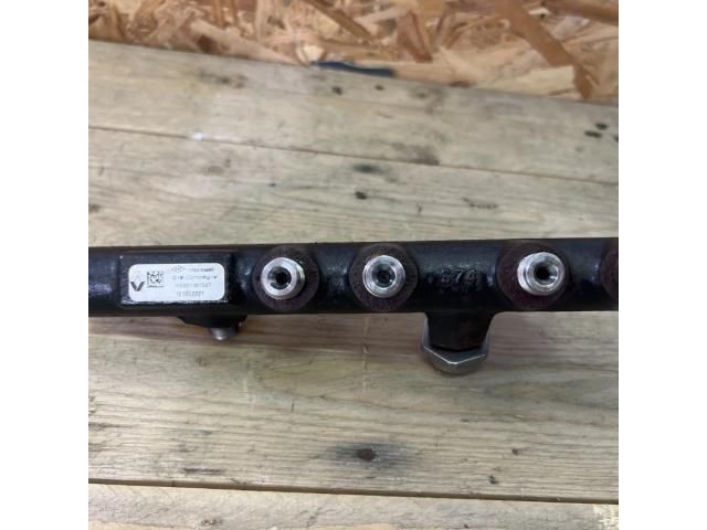 bontott RENAULT CAPTUR Közösnyomócső