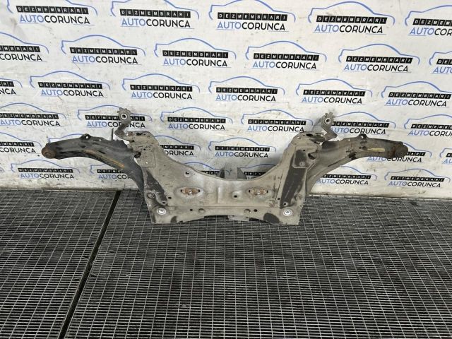 bontott RENAULT CAPTUR Első Bölcső