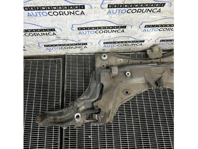 bontott RENAULT CAPTUR Első Bölcső