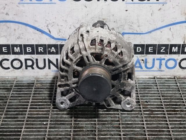 bontott RENAULT CAPTUR Generátor