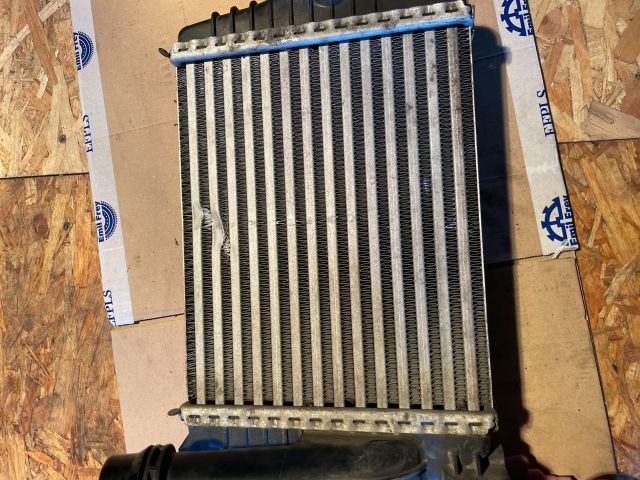 bontott RENAULT CAPTUR Intercooler