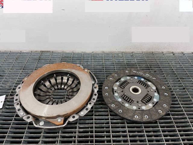 bontott RENAULT CAPTUR Kuplung Szett (Szerkezet, Tárcsa)