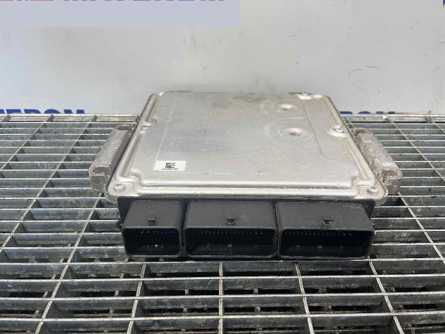 bontott RENAULT CAPTUR Motorvezérlő