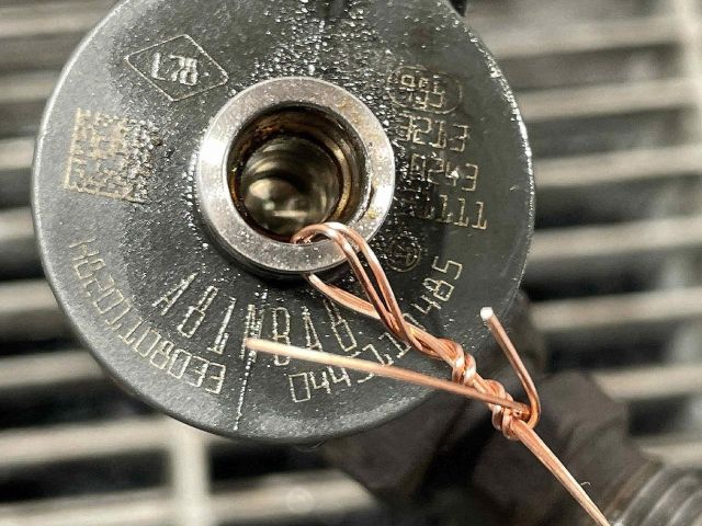 bontott RENAULT CAPTUR Porlasztó (1 db)