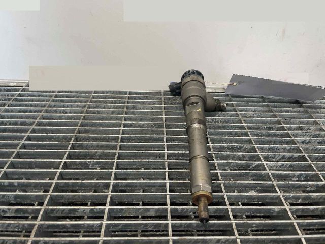 bontott RENAULT CAPTUR Porlasztó (1 db)