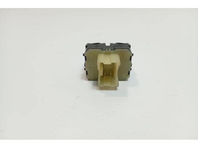 bontott RENAULT CAPTUR Ablakemelő Kapcsoló (Pozíciófüggetlen)