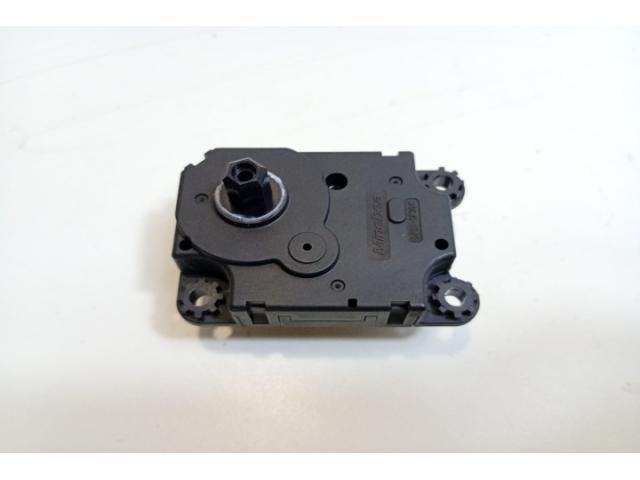 bontott RENAULT CAPTUR Ajtózár Motor (Pozíciófüggetlen)