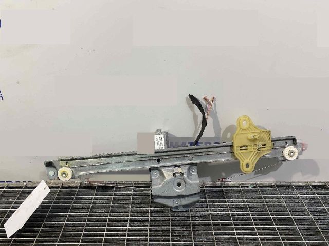 bontott RENAULT CAPTUR Bal első Ablakemelő Szerkezet (Elektromos)