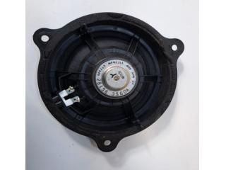 bontott RENAULT CAPTUR Bal első Hangszóró