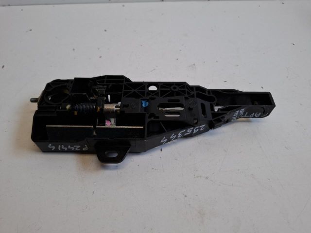 bontott RENAULT CAPTUR Bal első Külső Kilincsfészek