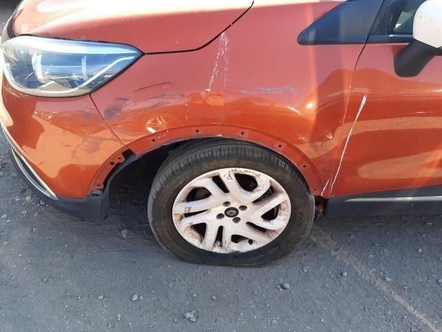 bontott RENAULT CAPTUR Bal hátsó Csomagtér Burkolat (Műanyag)