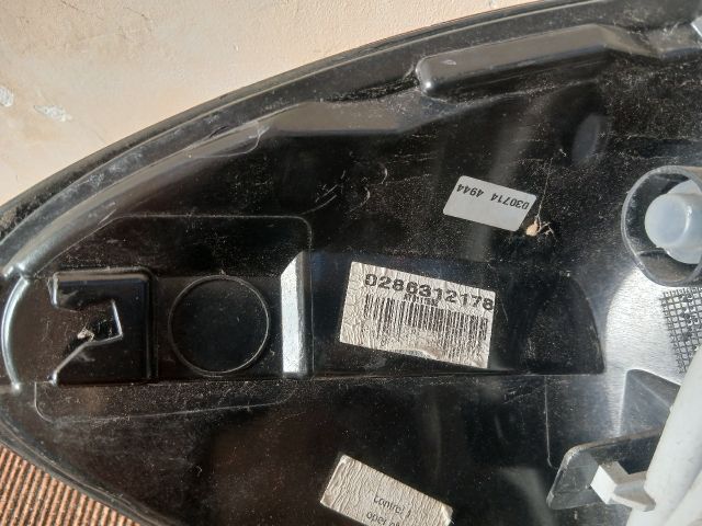 bontott RENAULT CAPTUR Bal Hátsó Lámpa