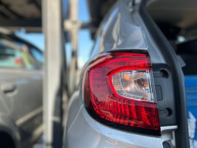 bontott RENAULT CAPTUR Bal Hátsó Lámpa