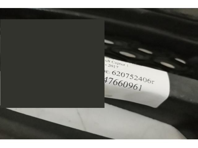 bontott RENAULT CAPTUR Bal Ködlámpa Rács