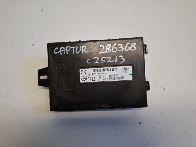 bontott RENAULT CAPTUR Biztosítéktábla Utastér