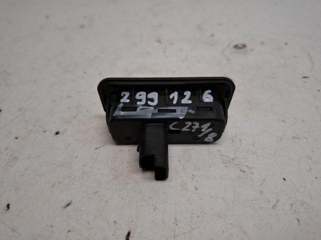 bontott RENAULT CAPTUR Csomagtérajtó Kilincs