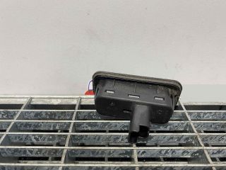 bontott RENAULT CAPTUR Csomagtérajtó Kilincs