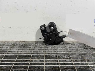 bontott RENAULT CAPTUR Csomagtérajtó Ütköző