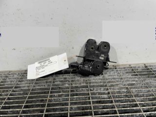 bontott RENAULT CAPTUR Csomagtérajtó Ütköző