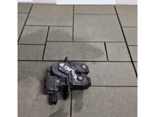 bontott RENAULT CAPTUR Csomagtérajtó Zárszerkezet