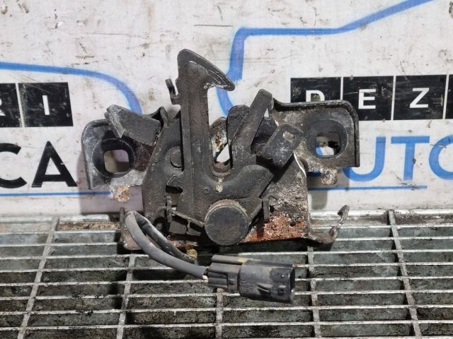 bontott RENAULT CAPTUR Csomagtérajtó Zárszerkezet