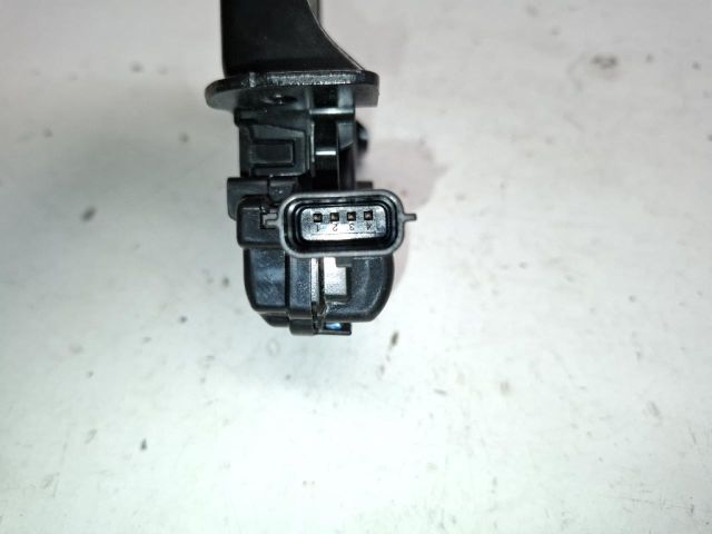 bontott RENAULT CAPTUR Csomagtérajtó Zárszerkezet