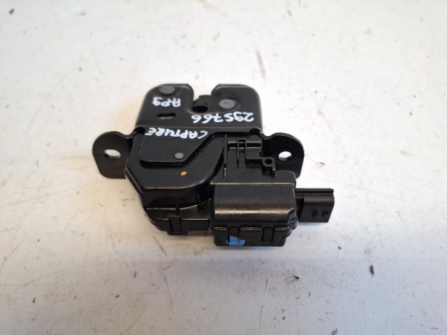 bontott RENAULT CAPTUR Csomagtérajtó Zárszerkezet