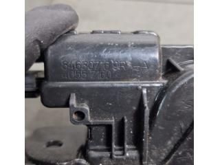 bontott RENAULT CAPTUR Csomagtérajtó Zárszerkezet