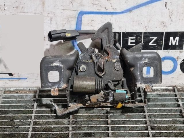 bontott RENAULT CAPTUR Csomagtérajtó Zárszerkezet