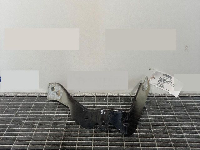 bontott RENAULT CAPTUR Első Lökhárító Tartó Felső