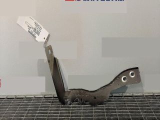 bontott RENAULT CAPTUR Első Lökhárító Tartó Felső