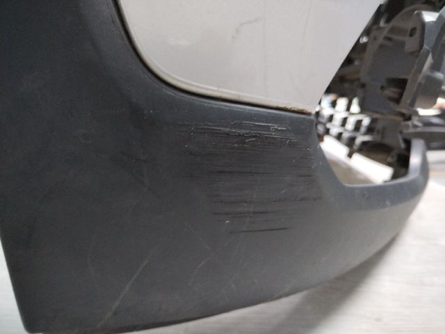 bontott RENAULT CAPTUR Első Lökhárító (Üresen)