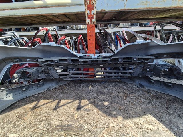 bontott RENAULT CAPTUR Első Lökhárító (Üresen)