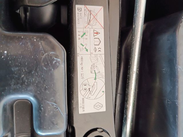 bontott RENAULT CAPTUR Emelő