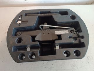 bontott RENAULT CAPTUR Emelő